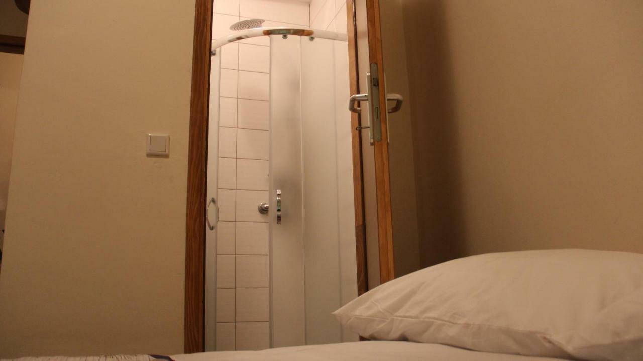 Elg Rooms ポストイナ エクステリア 写真