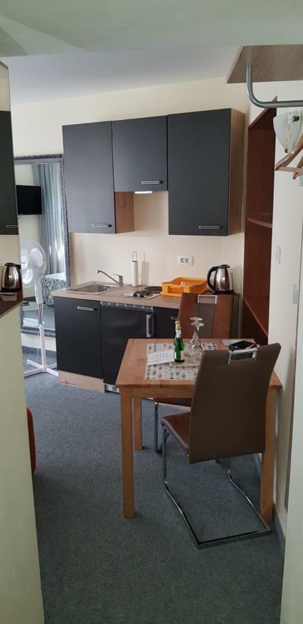 Elg Rooms ポストイナ エクステリア 写真