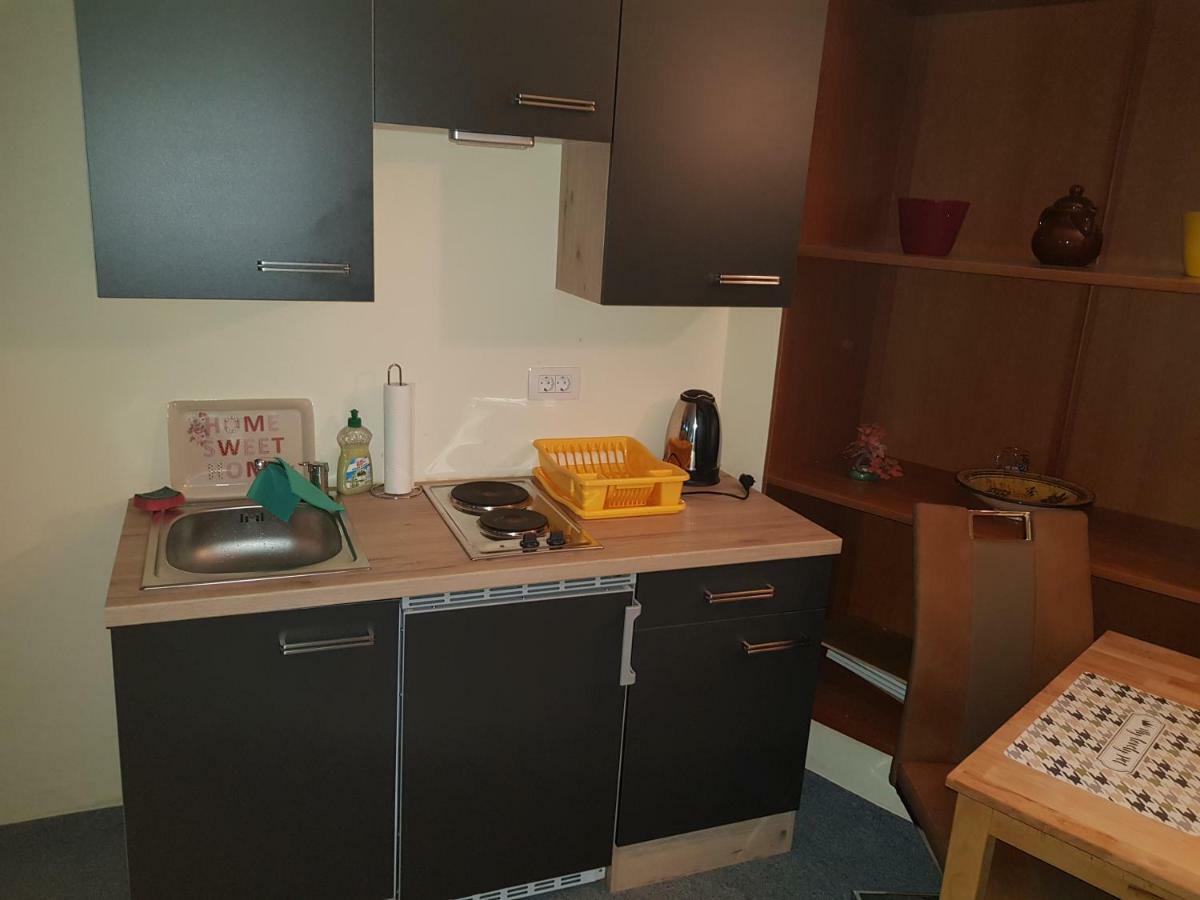 Elg Rooms ポストイナ エクステリア 写真