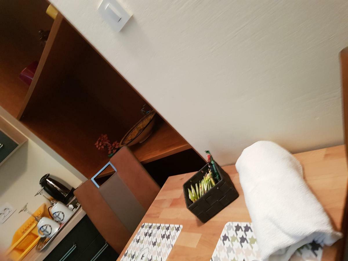 Elg Rooms ポストイナ エクステリア 写真