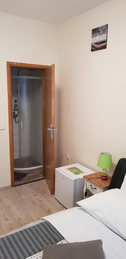 Elg Rooms ポストイナ エクステリア 写真
